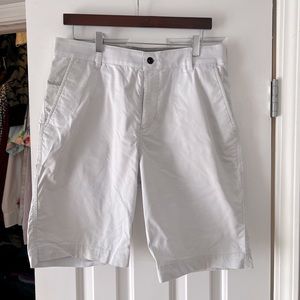 Price drop! Nike Dri Fit Chino UV golf shorts. 10.5 in. Same style worn by Rory!